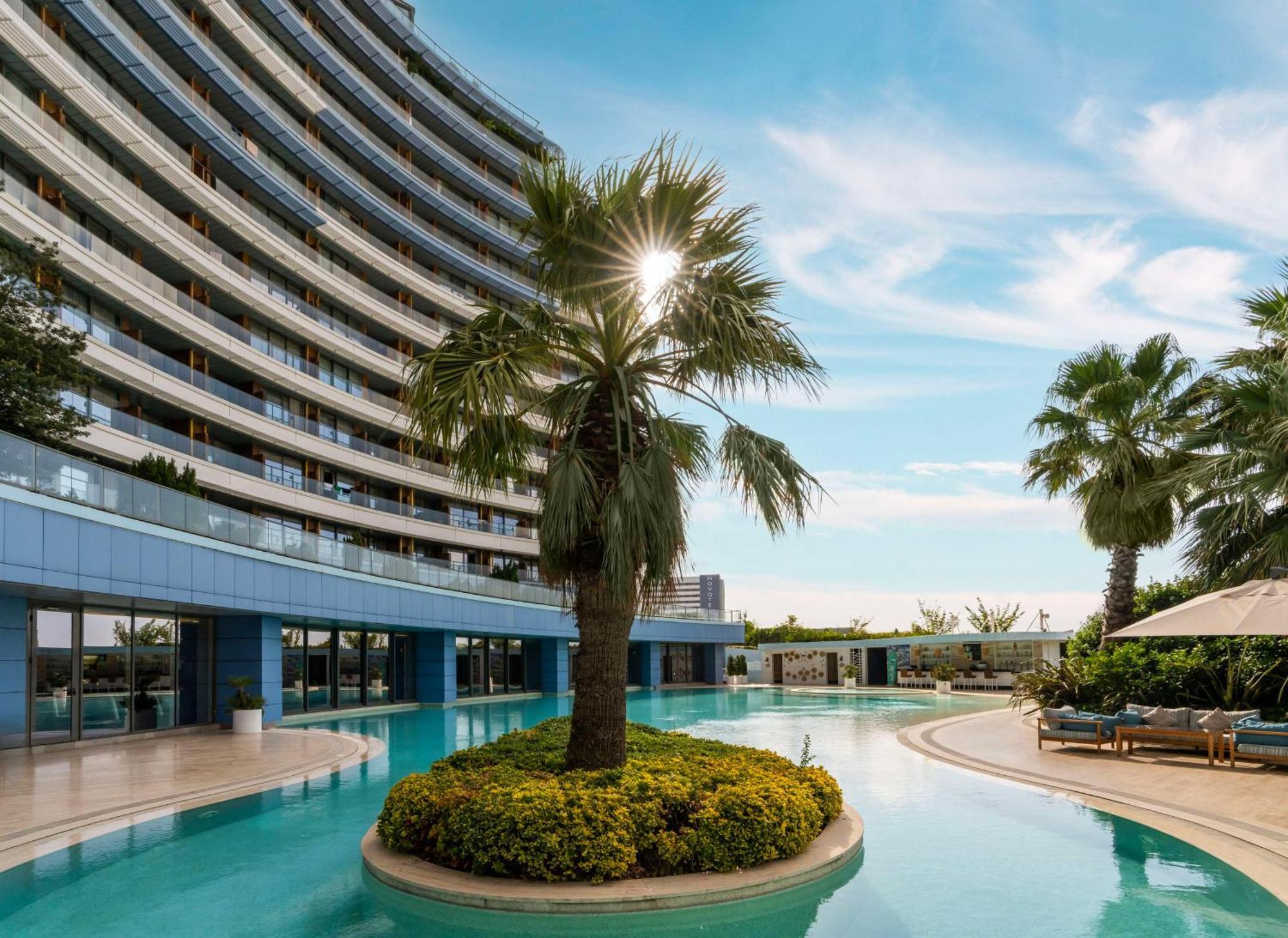 ラディソン ブル ホテル イスタンブール オットメア エクステリア 写真 The Westin Athens